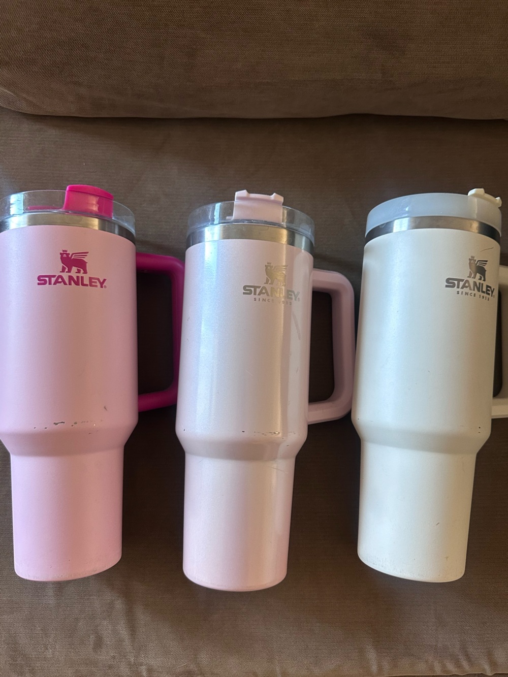 Stanley White, Light Pink & Bright Pink 40oz cups